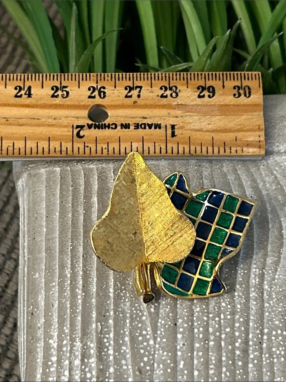 Enamel harlequin Leaf Brooch goldtone blue and green